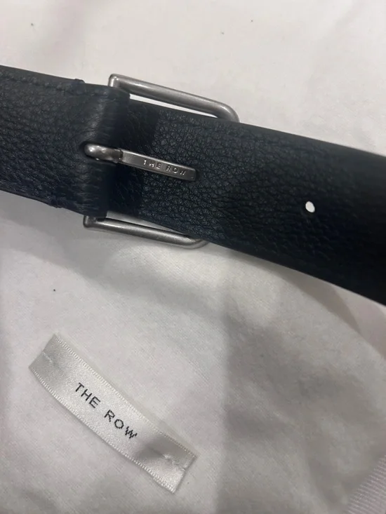 The Row - Isa - Classic Black Leather Shoulder Bag - Picture 7 of 7